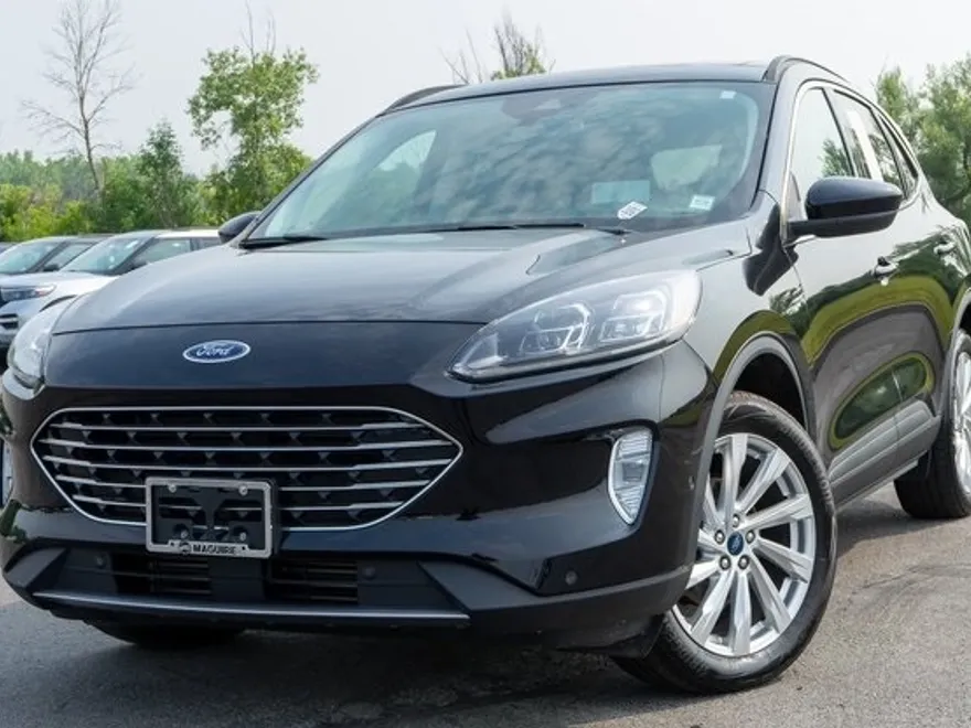 2021 Ford Escape Titanium photo 1