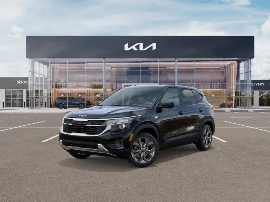 2026 Kia Seltos LX photo 1