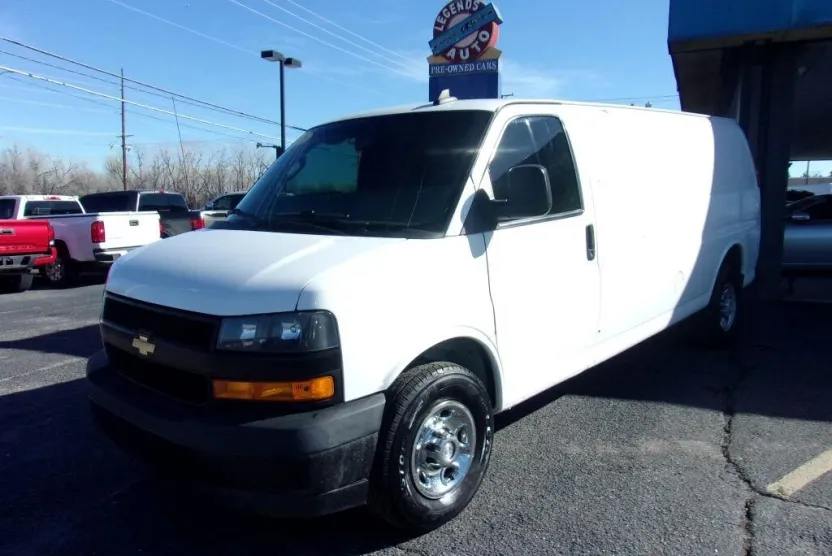 2019 Chevrolet Express 2500 Cargo photo 1