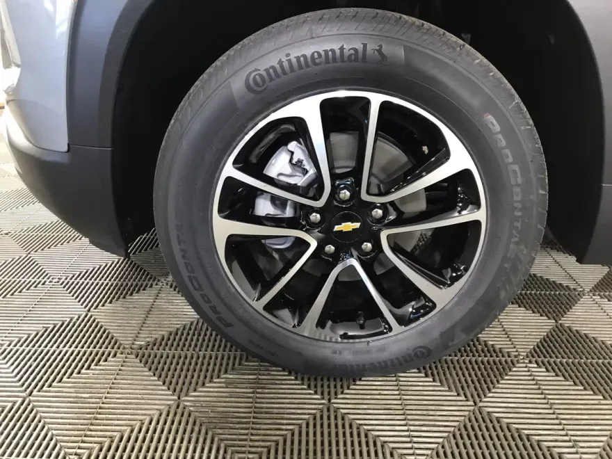 2026 Chevrolet Trailblazer LT photo 1