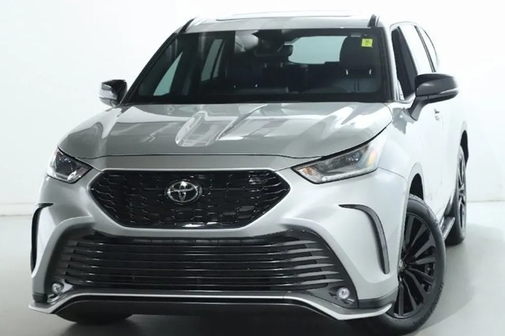 2023 Toyota Highlander XSE photo 1