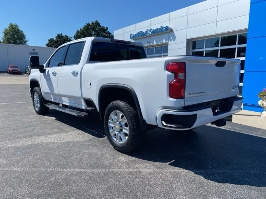 2024 Chevrolet Silverado 2500HD High Country photo 1
