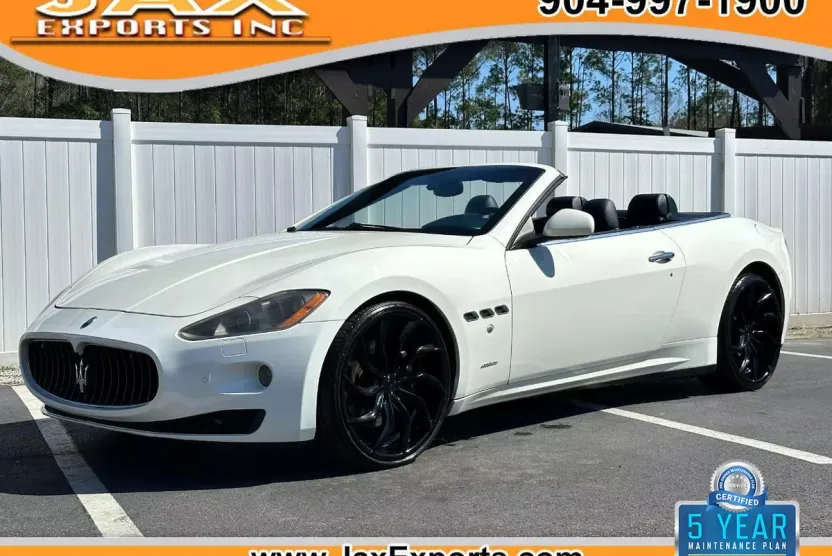 2010 Maserati Granturismo S Automatic photo 1