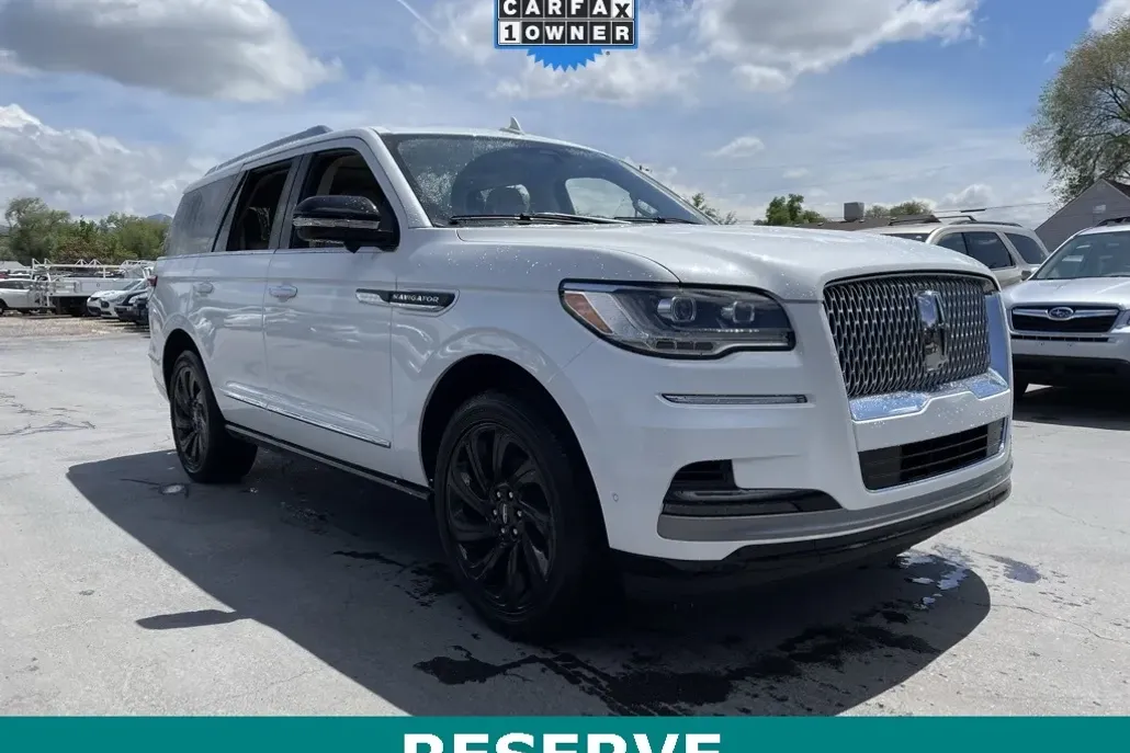 2024 Lincoln Navigator Reserve photo 1