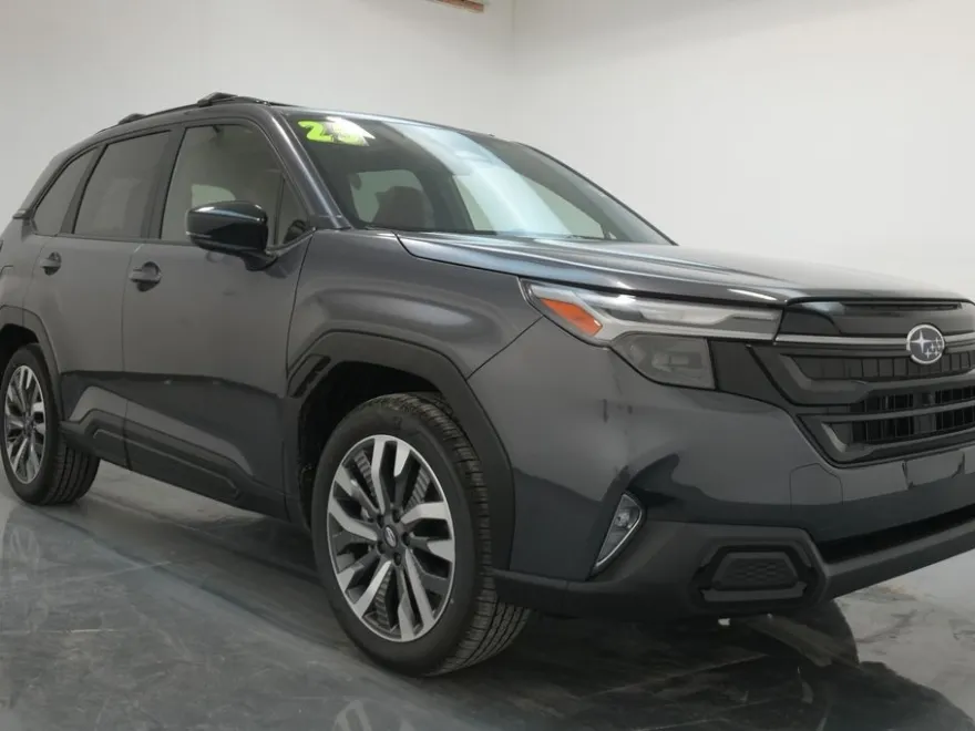 2025 Subaru Forester Touring photo 1