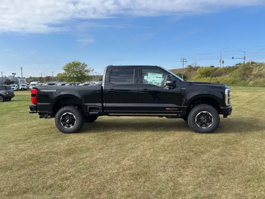 2026 Ford F-350 photo 1