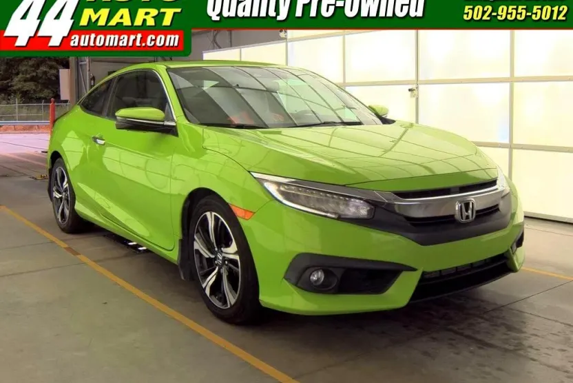 2017 Honda Civic Touring photo 1