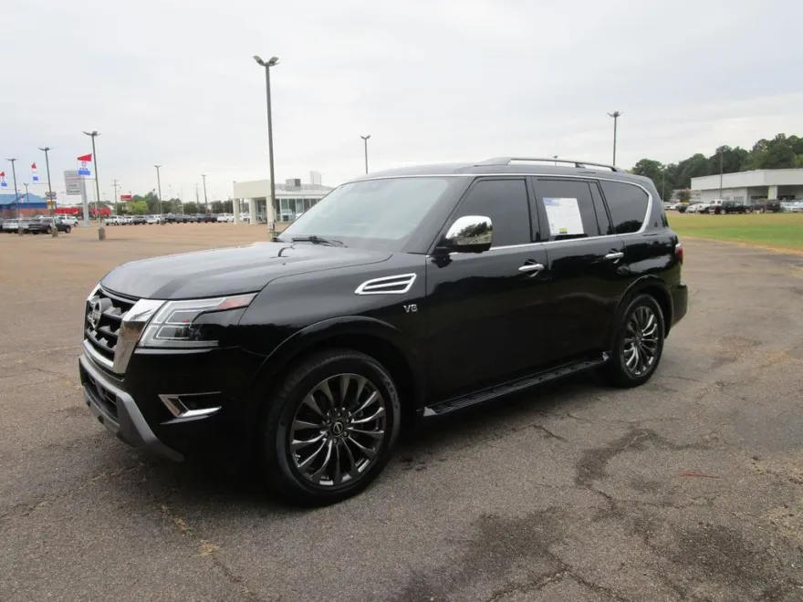 2021 Nissan Armada Platinum photo 1