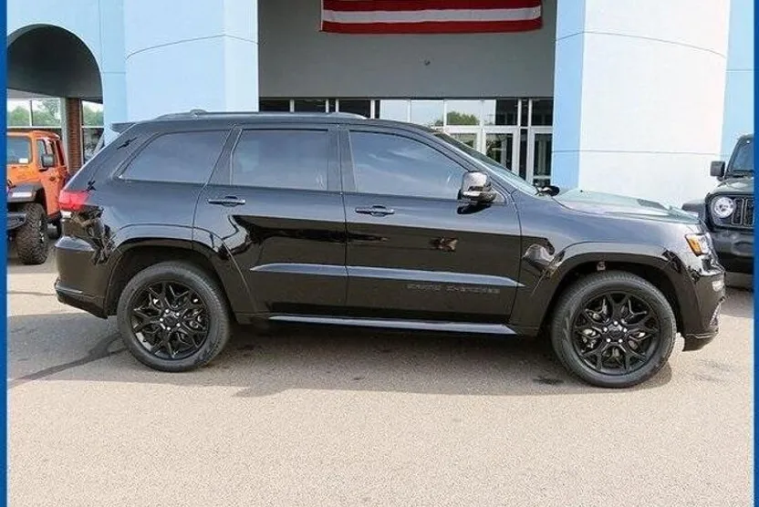 2021 Jeep Grand Cherokee Limited X photo 1