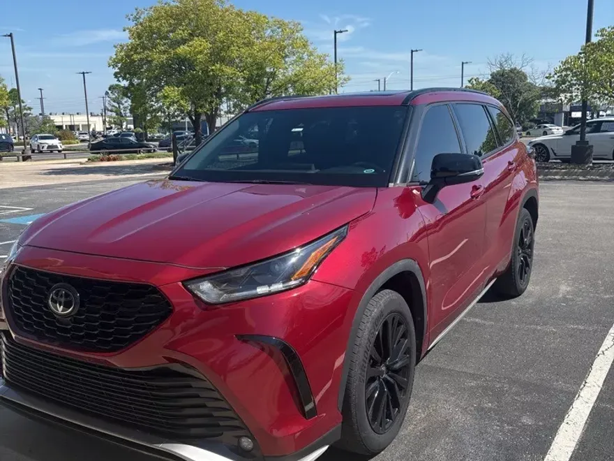 2023 Toyota Highlander XSE photo 1