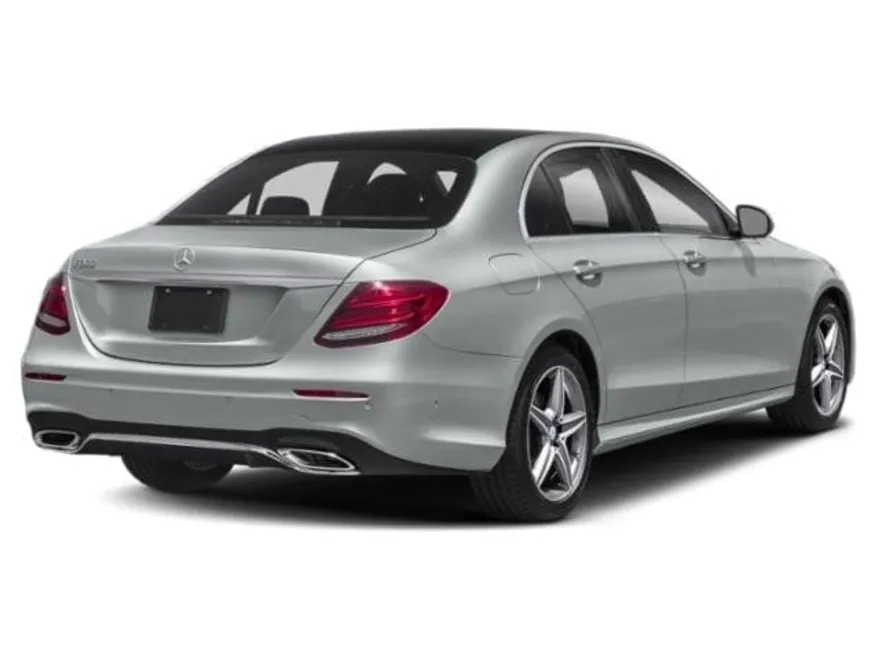 2017 Mercedes Benz E photo 1