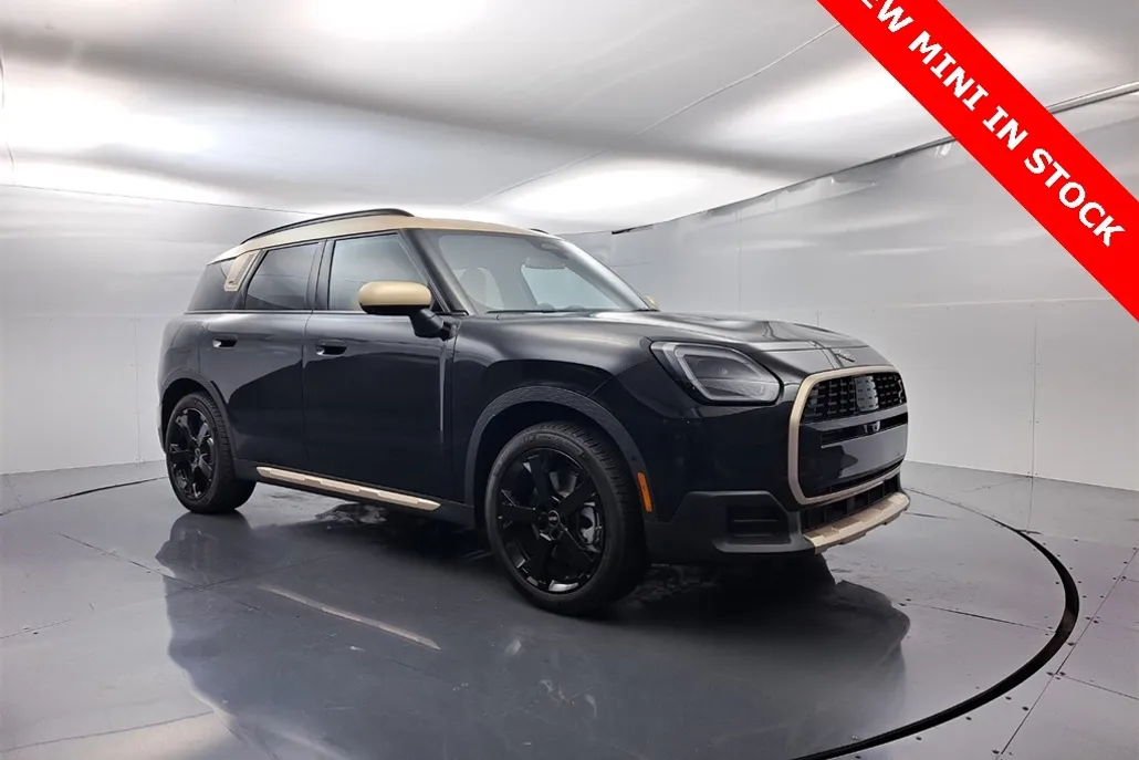 2025 Mini Countryman S ALL4 Iconic photo 1