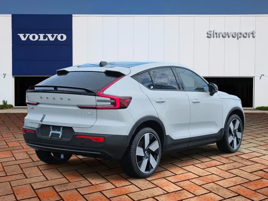 2024 Volvo C40 Recharge Plus photo 1