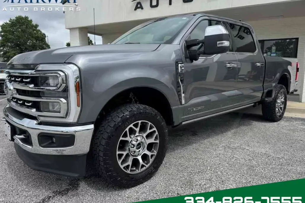 2024 Ford F-250 Lariat photo 1