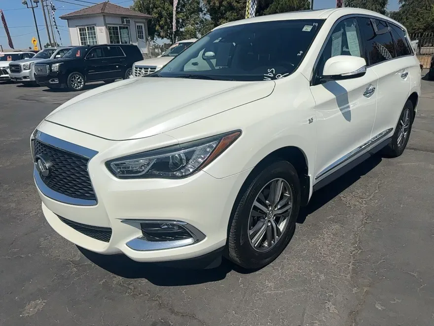 2019 Infiniti QX60 Luxe photo 1