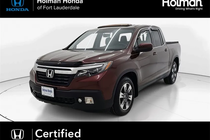 2019 Honda Ridgeline RTL-T photo 1
