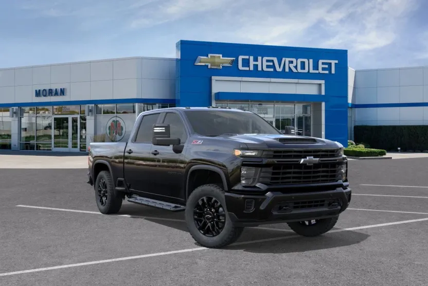 2026 Chevrolet Silverado 2500HD photo 1