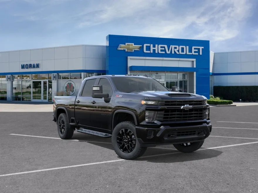 2026 Chevrolet Silverado 2500HD photo 1