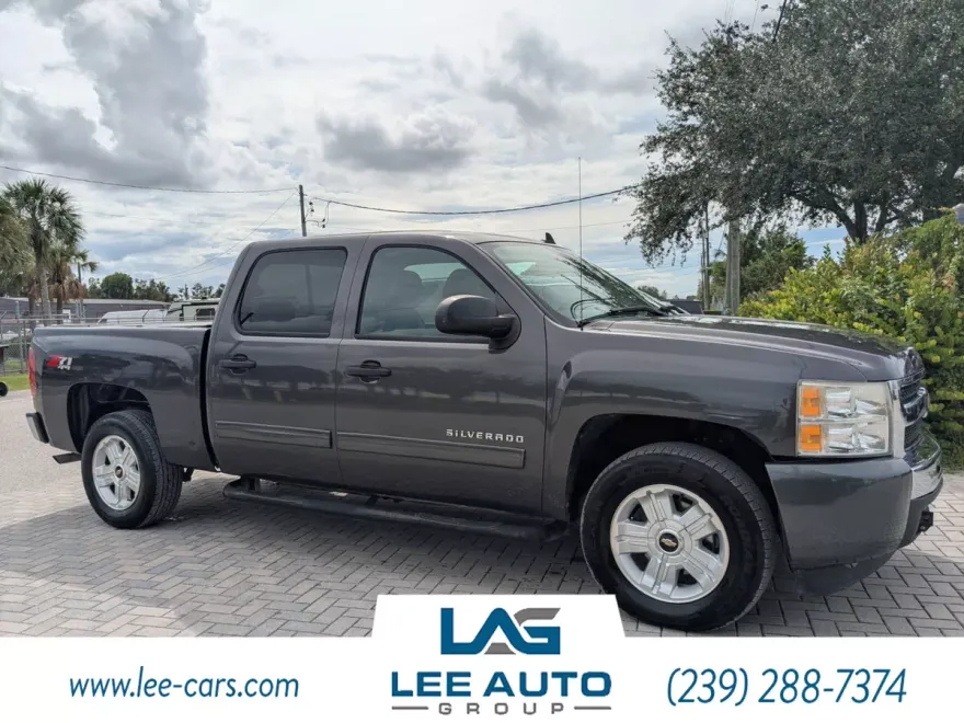 2010 Chevrolet Silverado 1500 LT photo 1