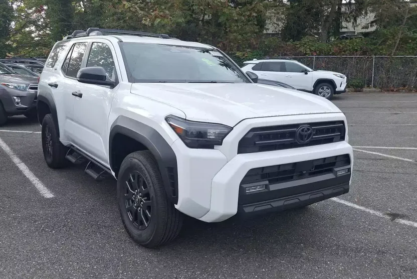 2025 Toyota 4Runner SR5 photo 1
