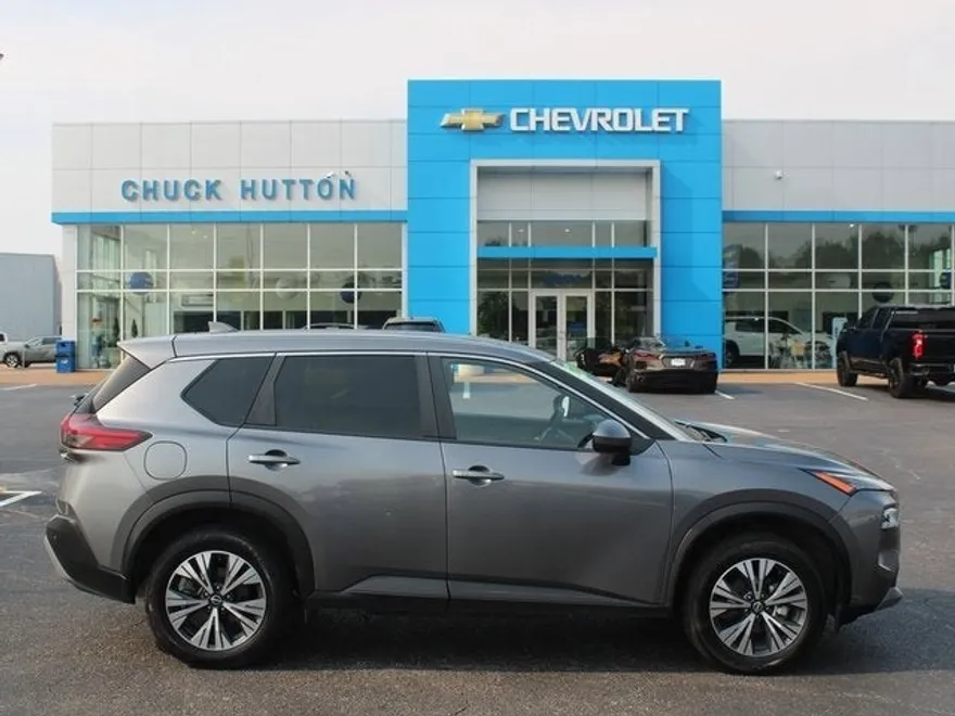 2023 Nissan Rogue SV photo 1