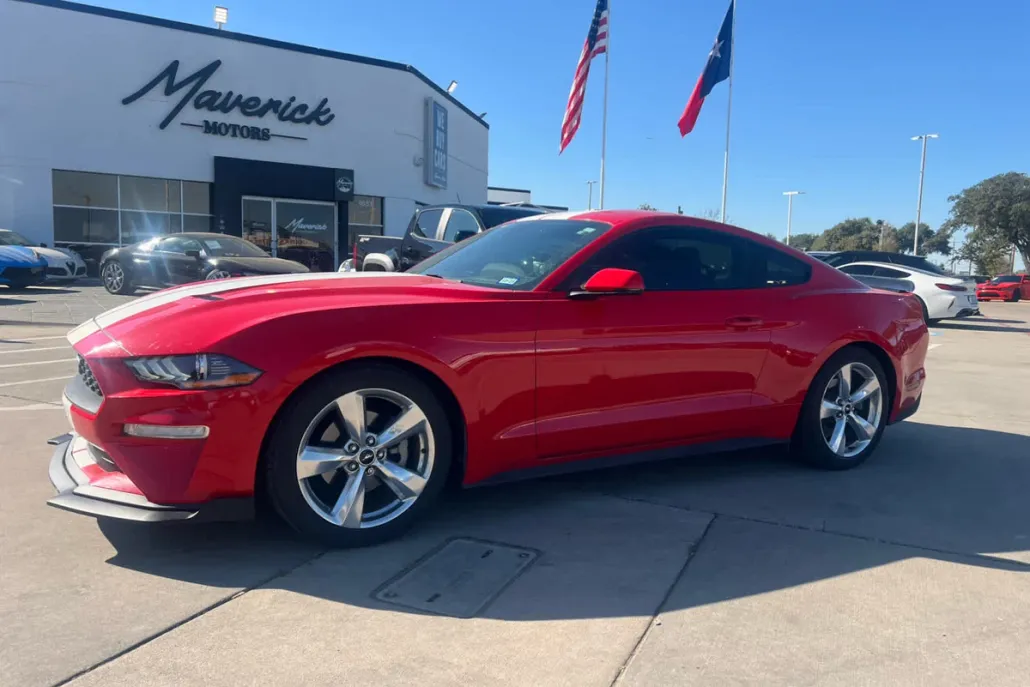 2019 Ford Mustang EcoBoost Premium photo 1