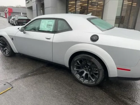 2023 Dodge Challenger SRT8 Hellcat Widebody photo 4