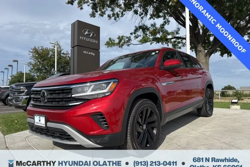 2022 Volkswagen Atlas Cross Sport V6 SE Technology photo 1