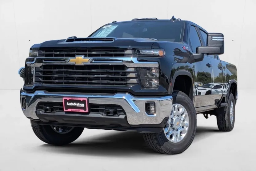 2026 Chevrolet Silverado 2500HD LT photo 1