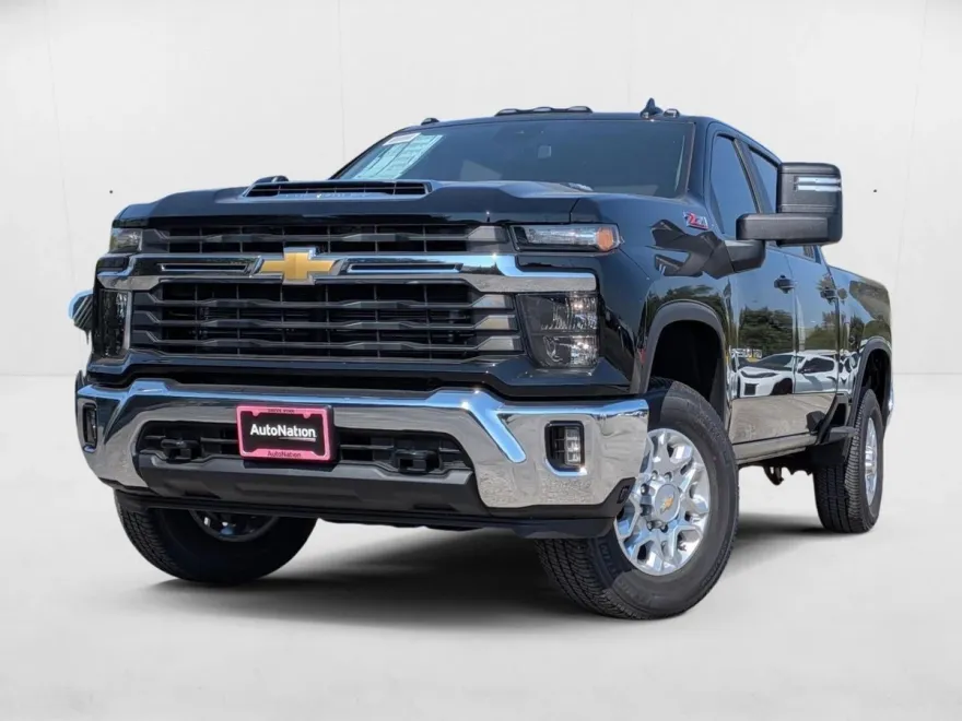 2026 Chevrolet Silverado 2500HD LT photo 1
