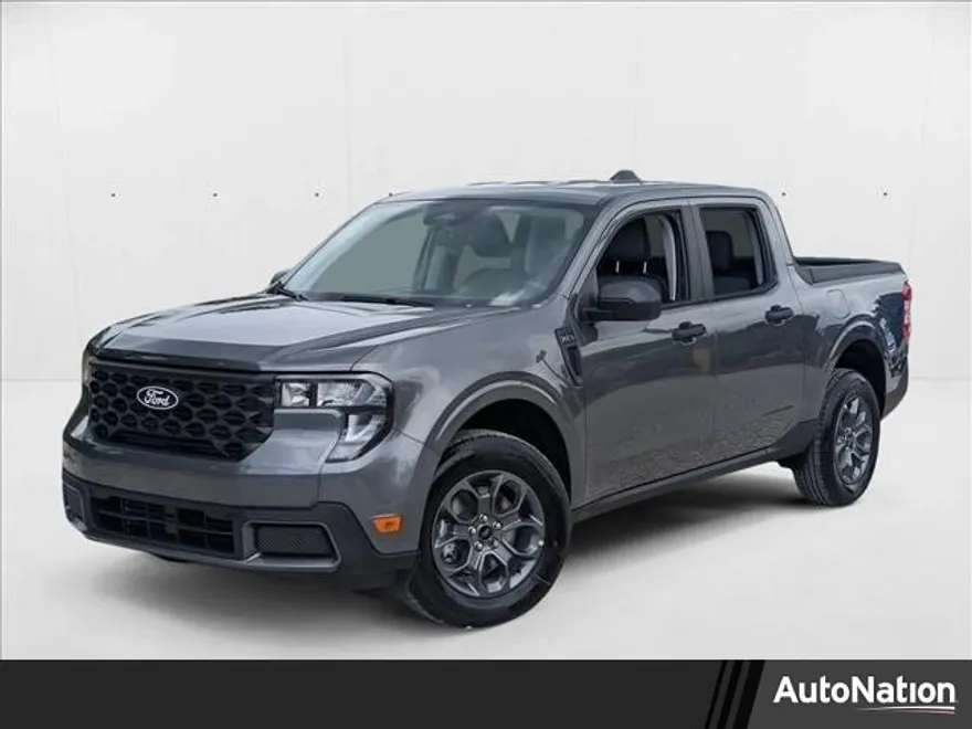 2025 Ford Maverick XLT photo 1