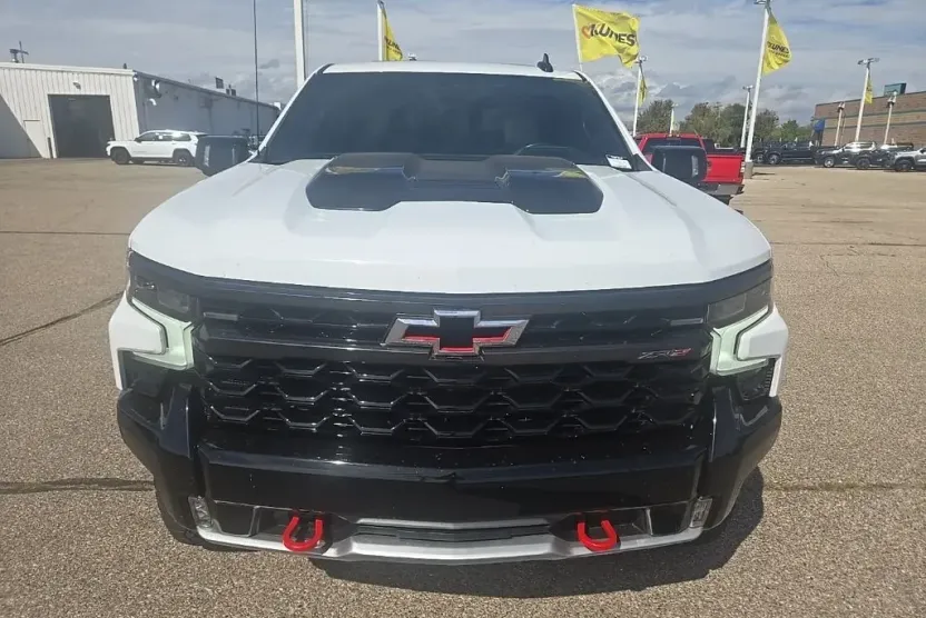 2023 Chevrolet Silverado 1500 ZR2 photo 1
