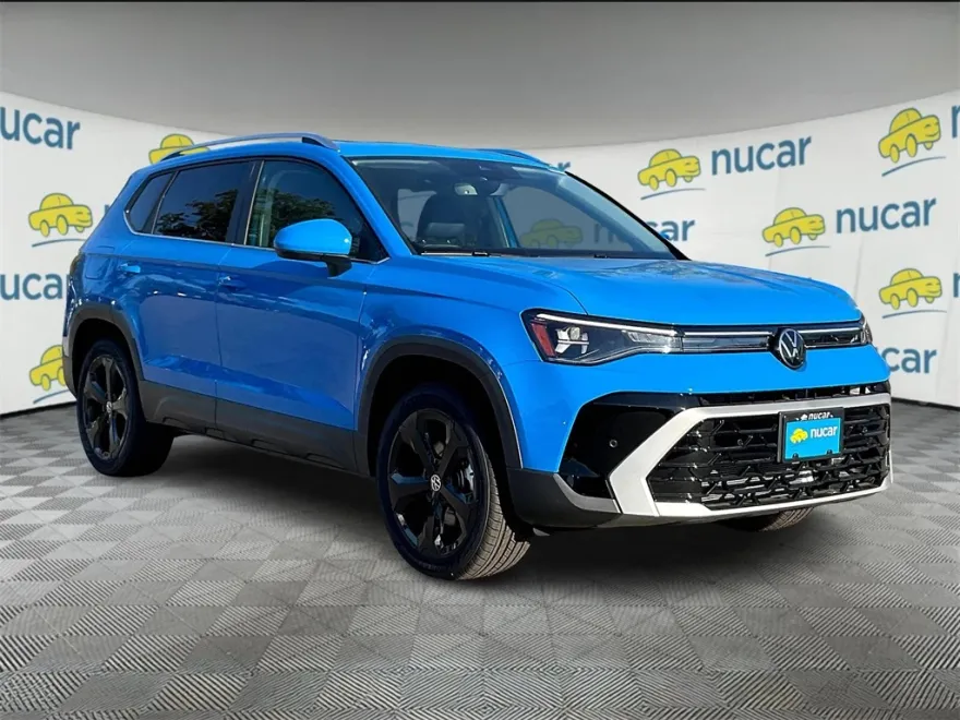 2025 Volkswagen Taos SEL photo 1