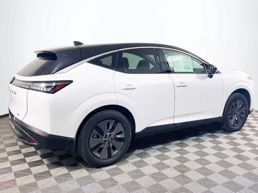 2025 Nissan Murano SL photo 1