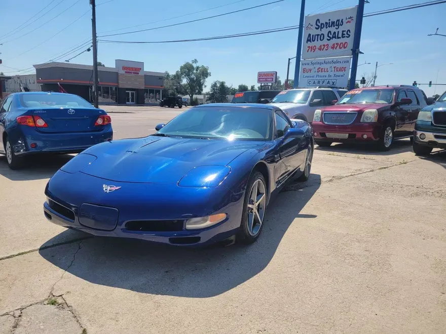2004 Chevrolet Corvette Base Coupe photo 1
