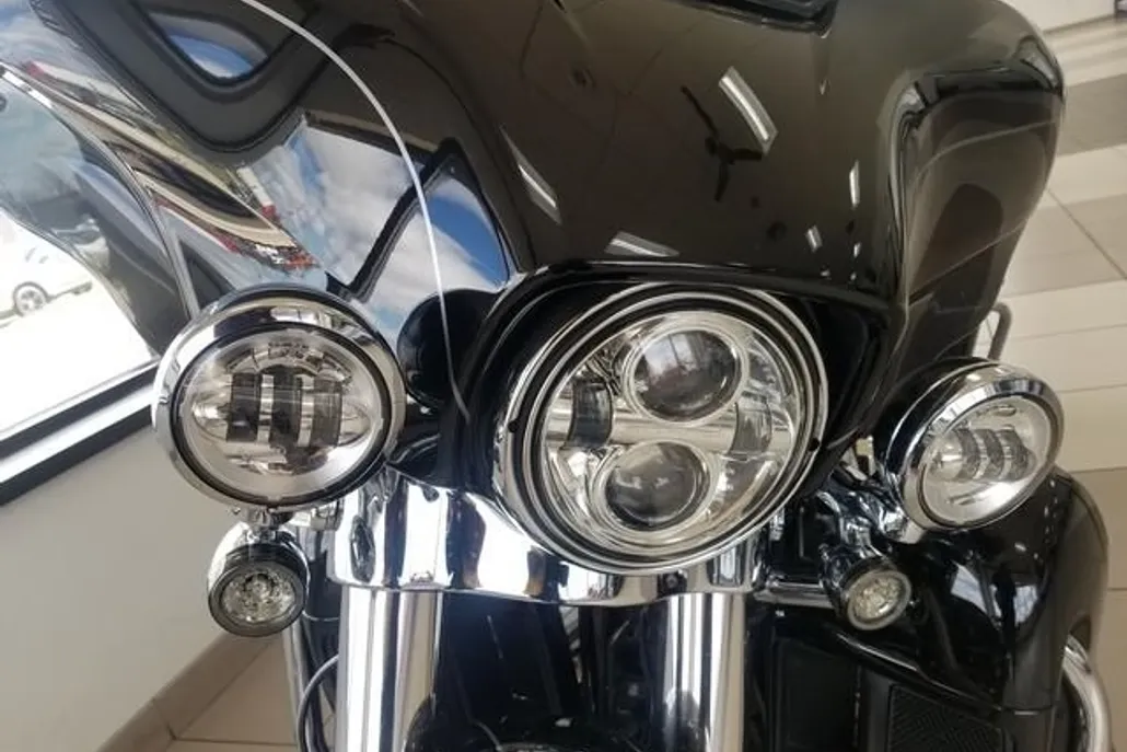 2015 Harley Davidson Ultra Limited Low FLHTKL photo 1
