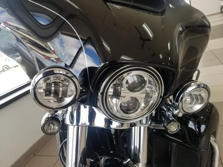 2015 Harley Davidson Ultra Limited Low FLHTKL photo 1