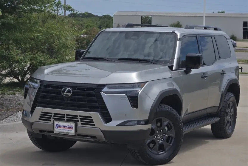 2024 Lexus GX 550 Overtrail photo 1