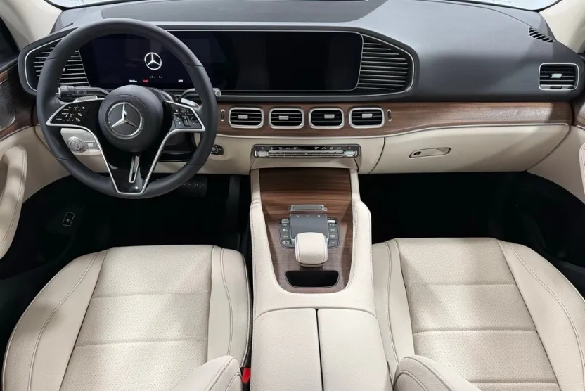 2026 Mercedes Benz GLE 350 4MATIC photo 1