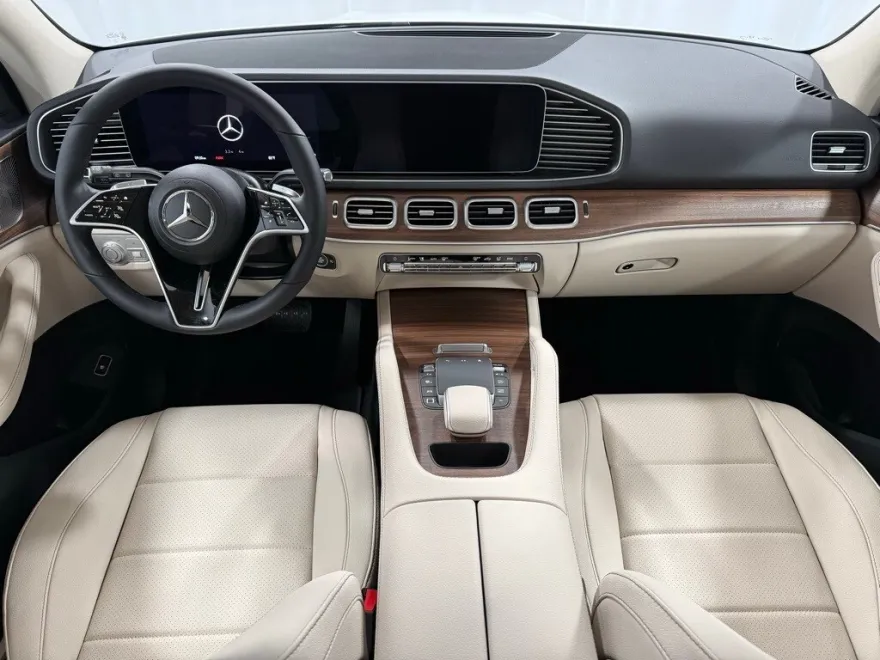 2026 Mercedes Benz GLE 350 4MATIC photo 1