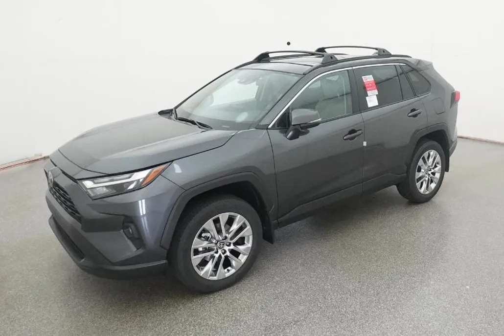 2025 Toyota RAV4 XLE Premium photo 1