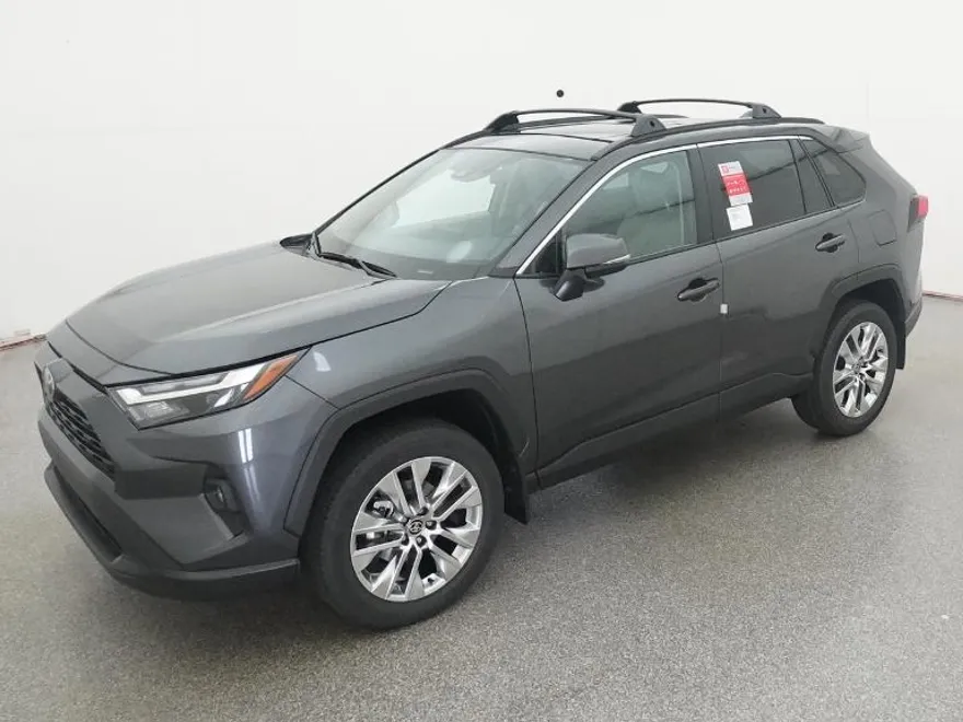 2025 Toyota RAV4 XLE Premium photo 1