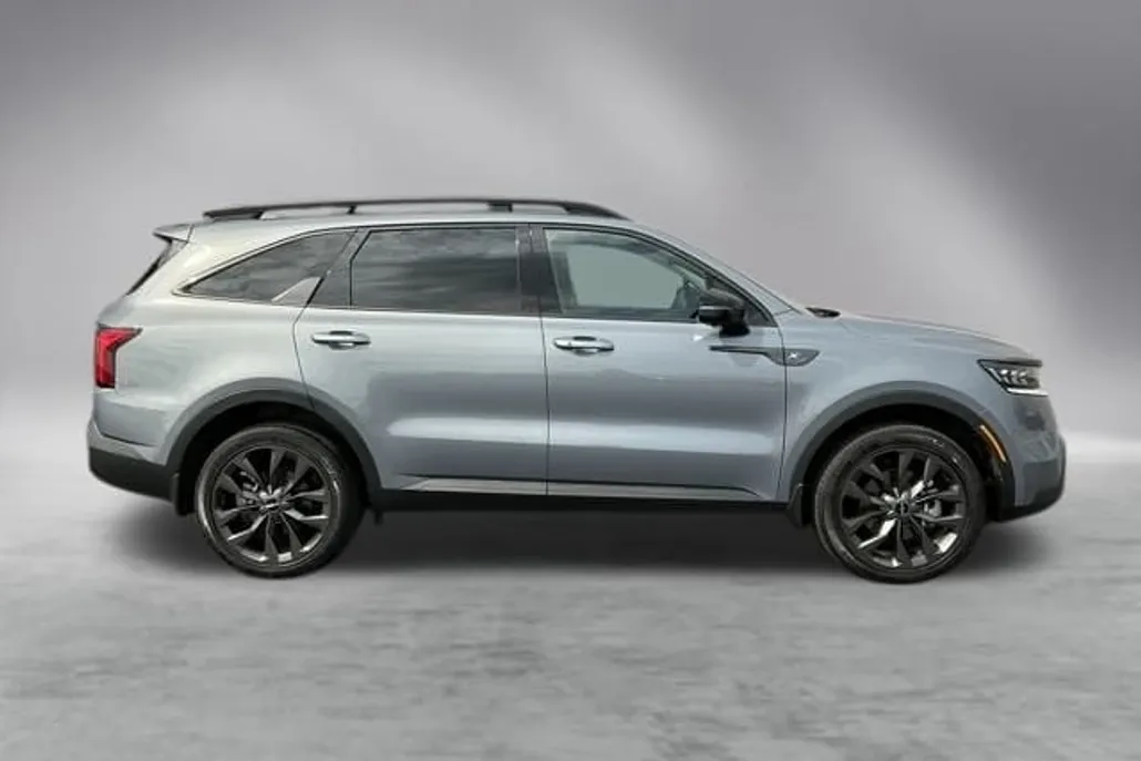 2023 Kia Sorento X-Line SX Prestige photo 1