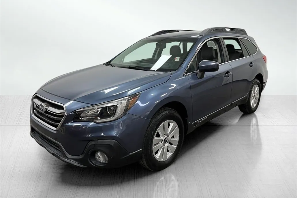 2018 Subaru Outback 2.5i Premium photo 1