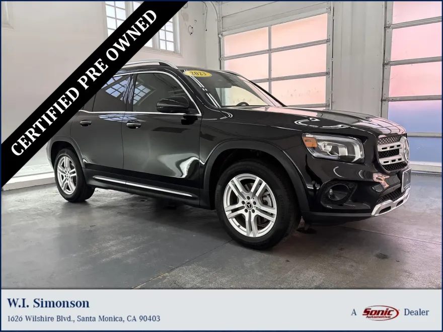 2023 Mercedes Benz GLB 250 photo 1