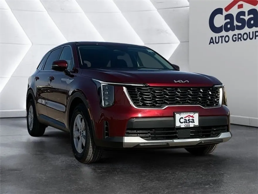 2025 Kia Sorento LX photo 1