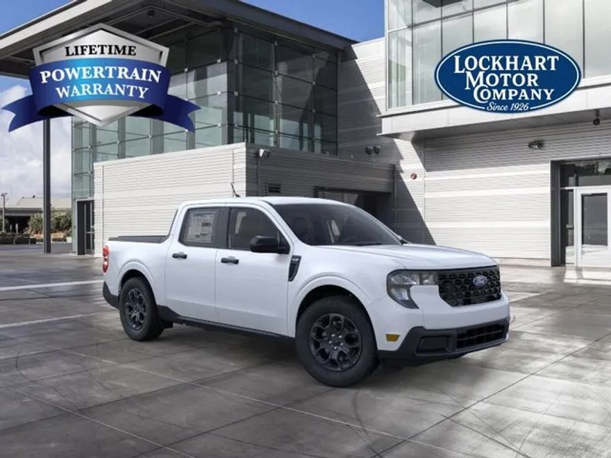 2025 Ford Maverick XLT photo 1