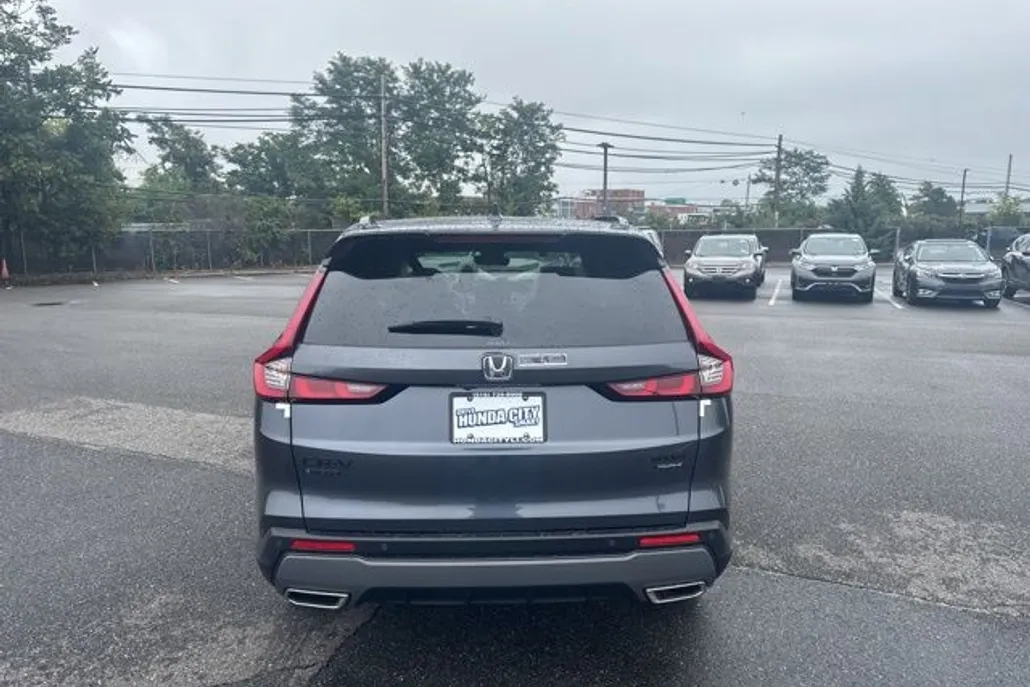 2026 Honda CR-V Sport Touring photo 1