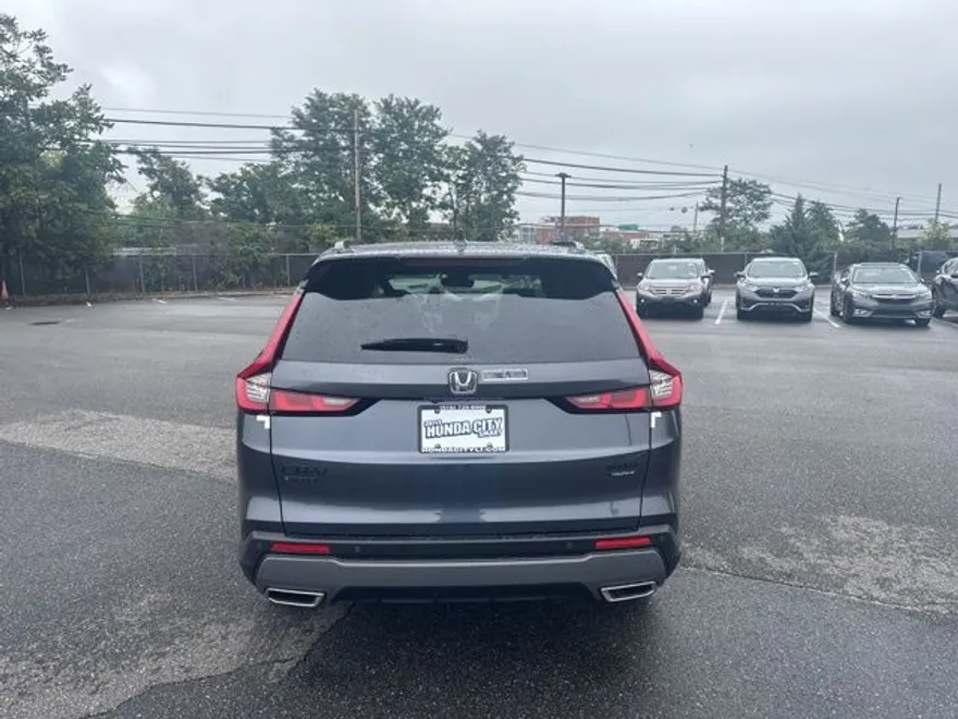 2026 Honda CR-V Sport Touring photo 1