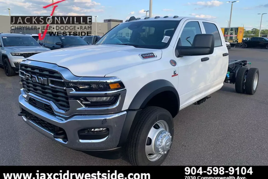 2025 Ram 5500 Tradesman photo 1